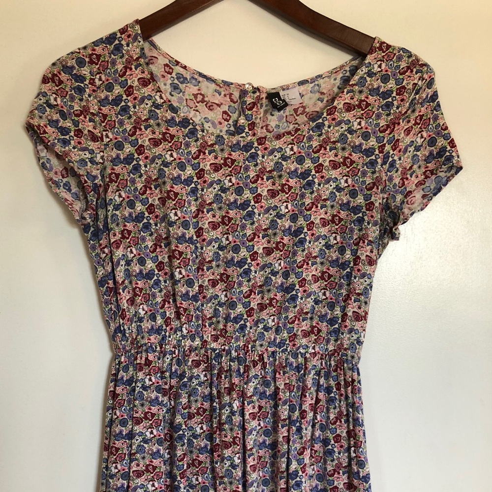 H&M floral sun dress with pockets size 6